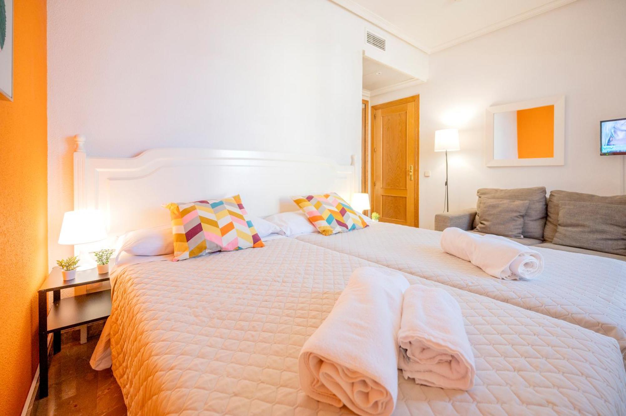 Apartamentos Turisticos G3 Galeon Madrid Exterior foto