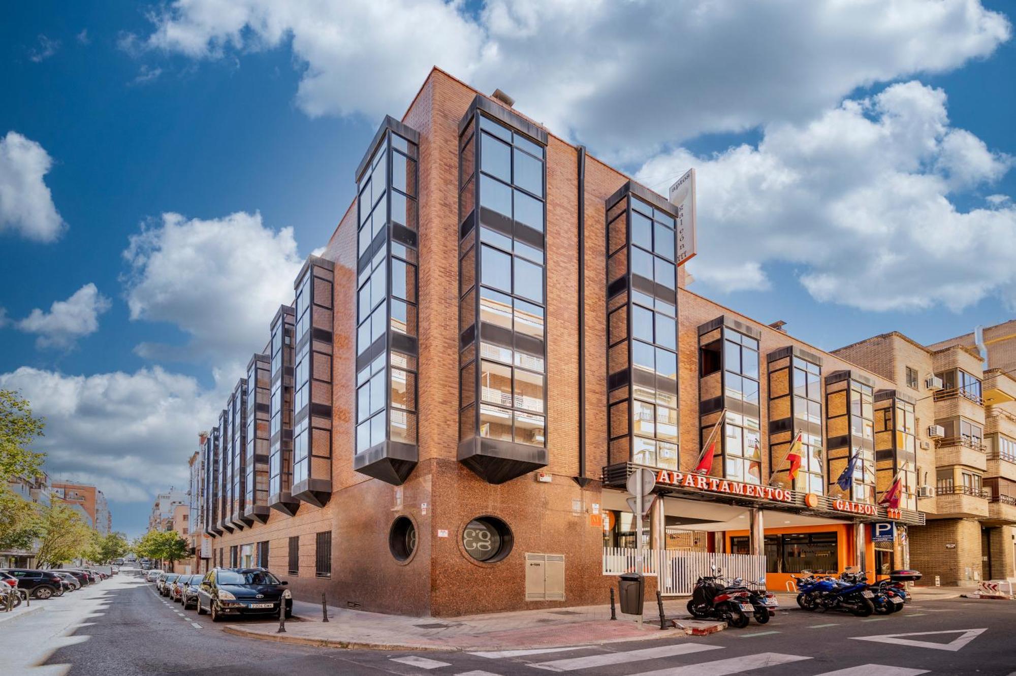 Apartamentos Turisticos G3 Galeon Madrid Exterior foto