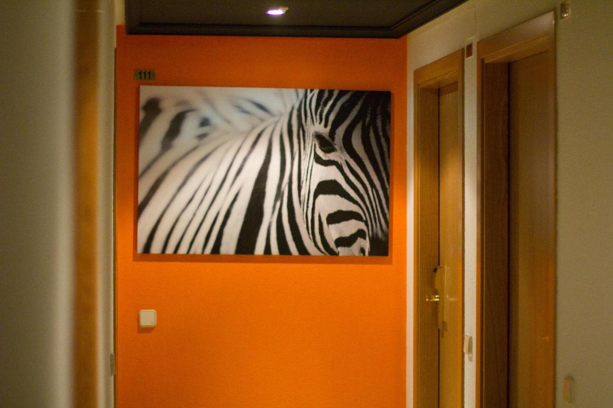 Apartamentos Turisticos G3 Galeon Madrid Exterior foto