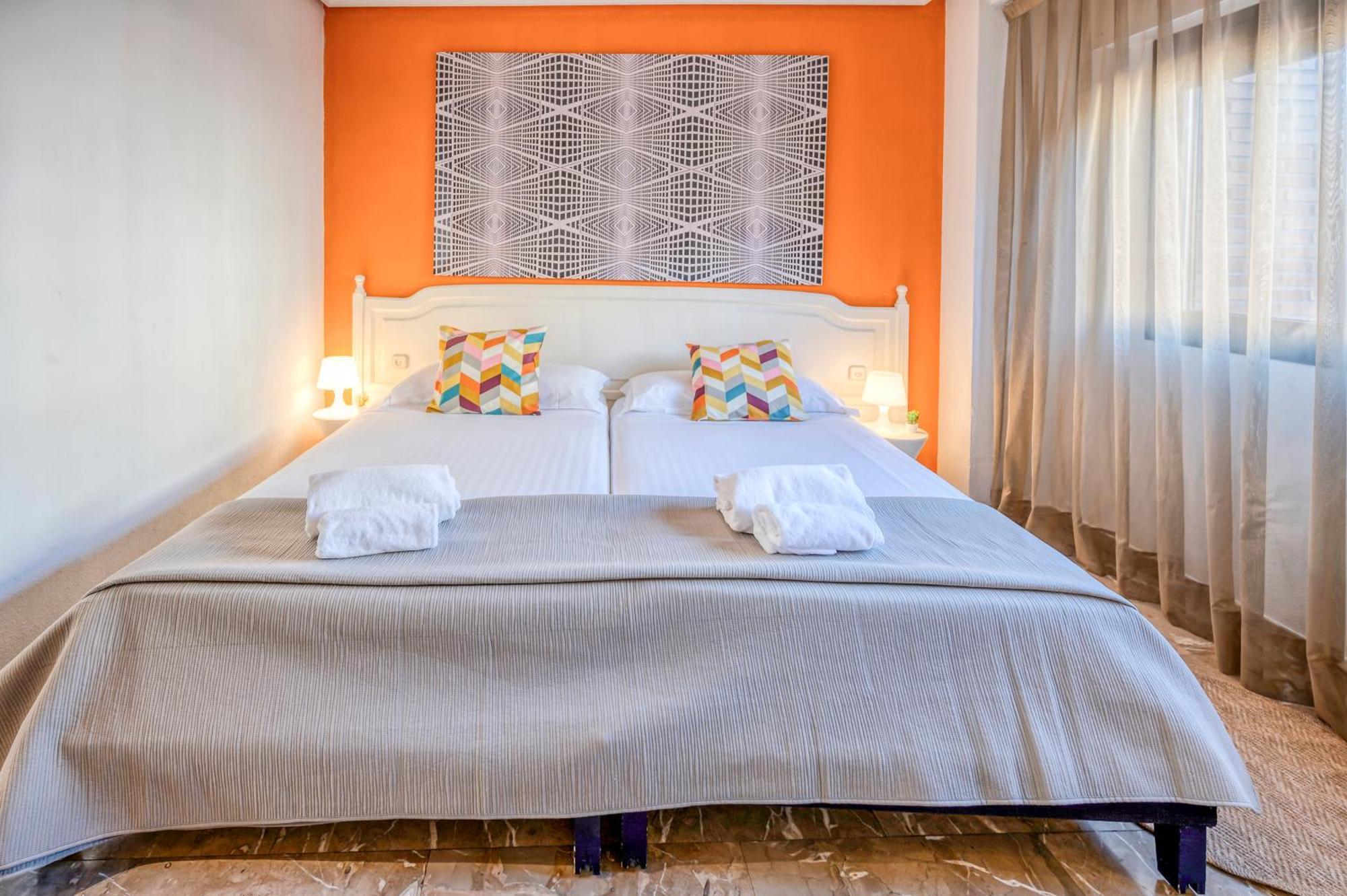 Apartamentos Turisticos G3 Galeon Madrid Exterior foto